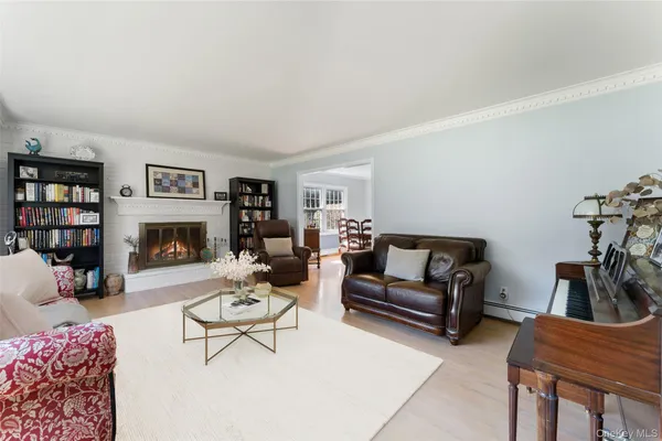 $5,500 | 14 Earlwood Drive, Poughkeepsie, NY 12603