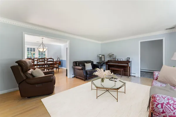$5,500 | 14 Earlwood Drive, Poughkeepsie, NY 12603