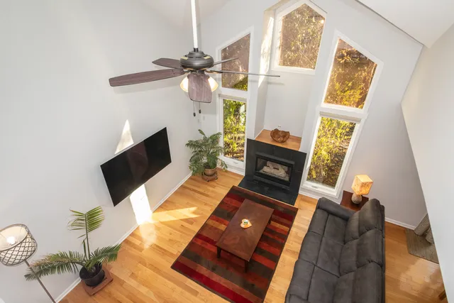 $475,000 | 1068 Mattande Lane, Naperville, IL 60540