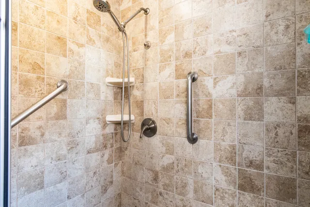 $475,000 | 1068 Mattande Lane, Naperville, IL 60540