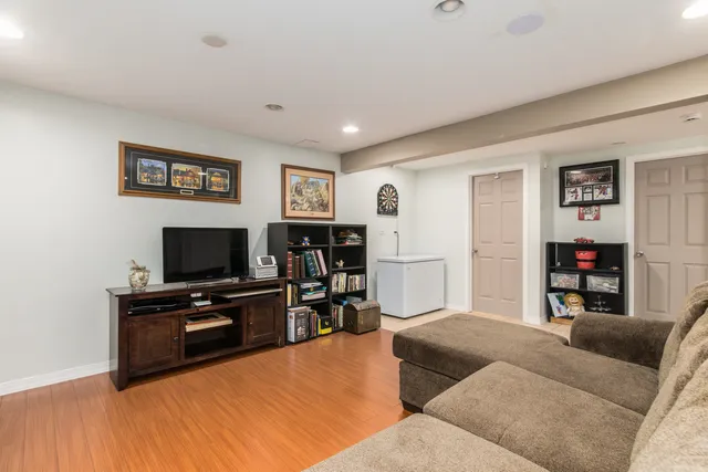 $475,000 | 1068 Mattande Lane, Naperville, IL 60540