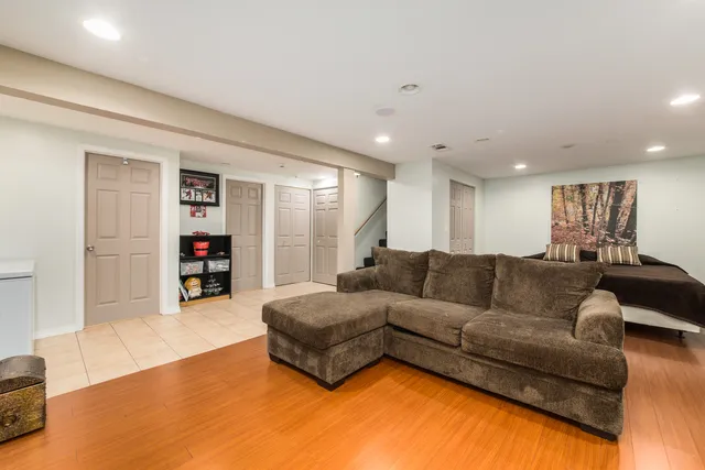 $475,000 | 1068 Mattande Lane, Naperville, IL 60540