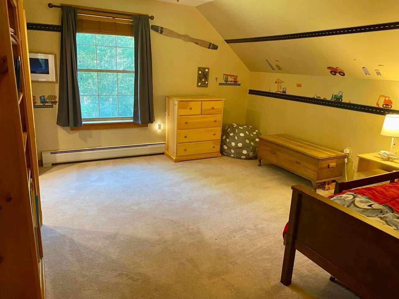 93 Loop Road Lincoln, ME 04457 - Photo 24 of 45 Bedroom.....