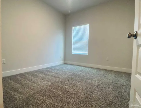 $2,000 | 9896 Starling Drive, Pensacola, FL 32506