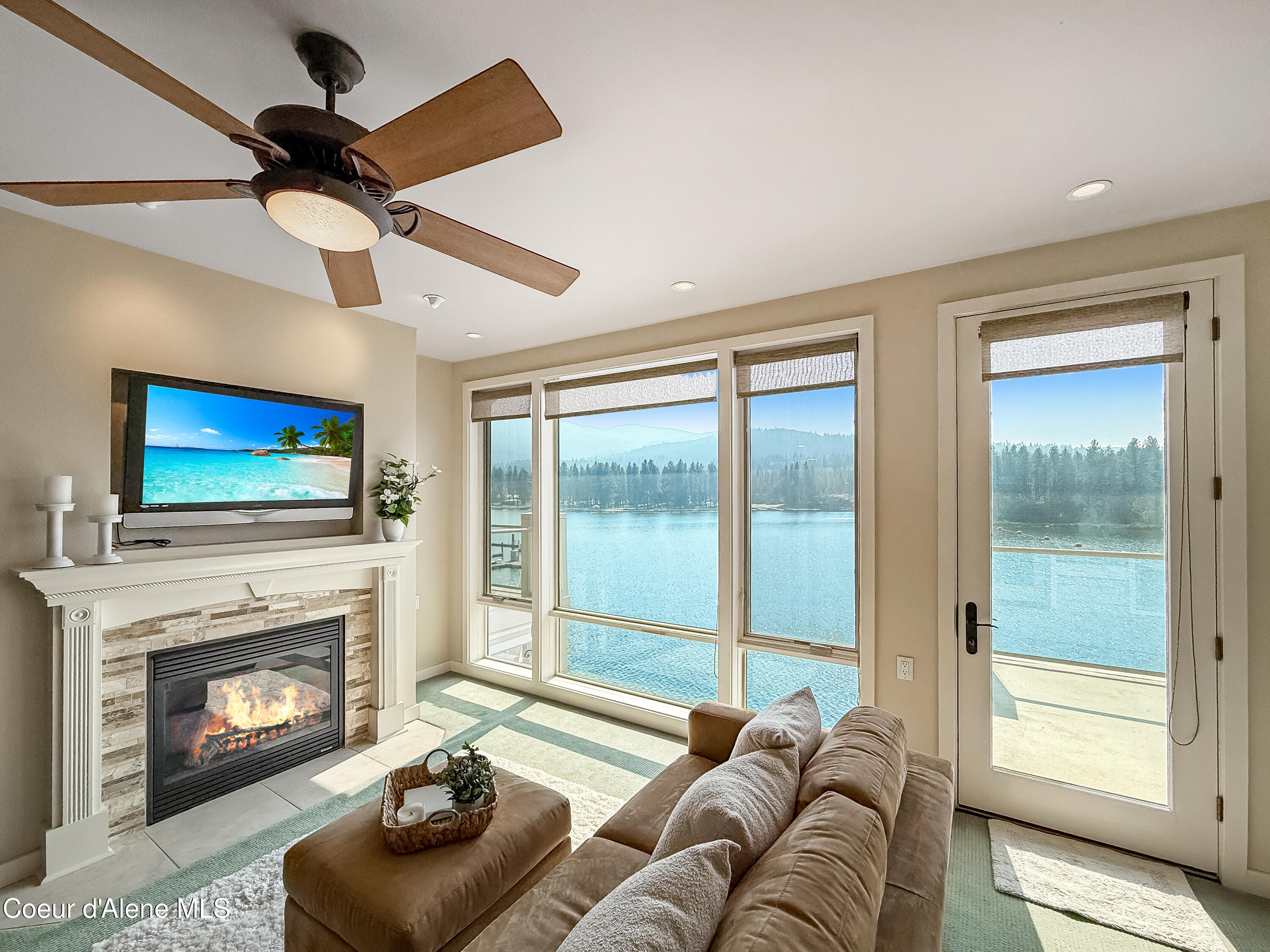 415 West Waterside Drive, Unit 404 Post Falls, ID 83854 - Photo 1 of 25 Living Room View