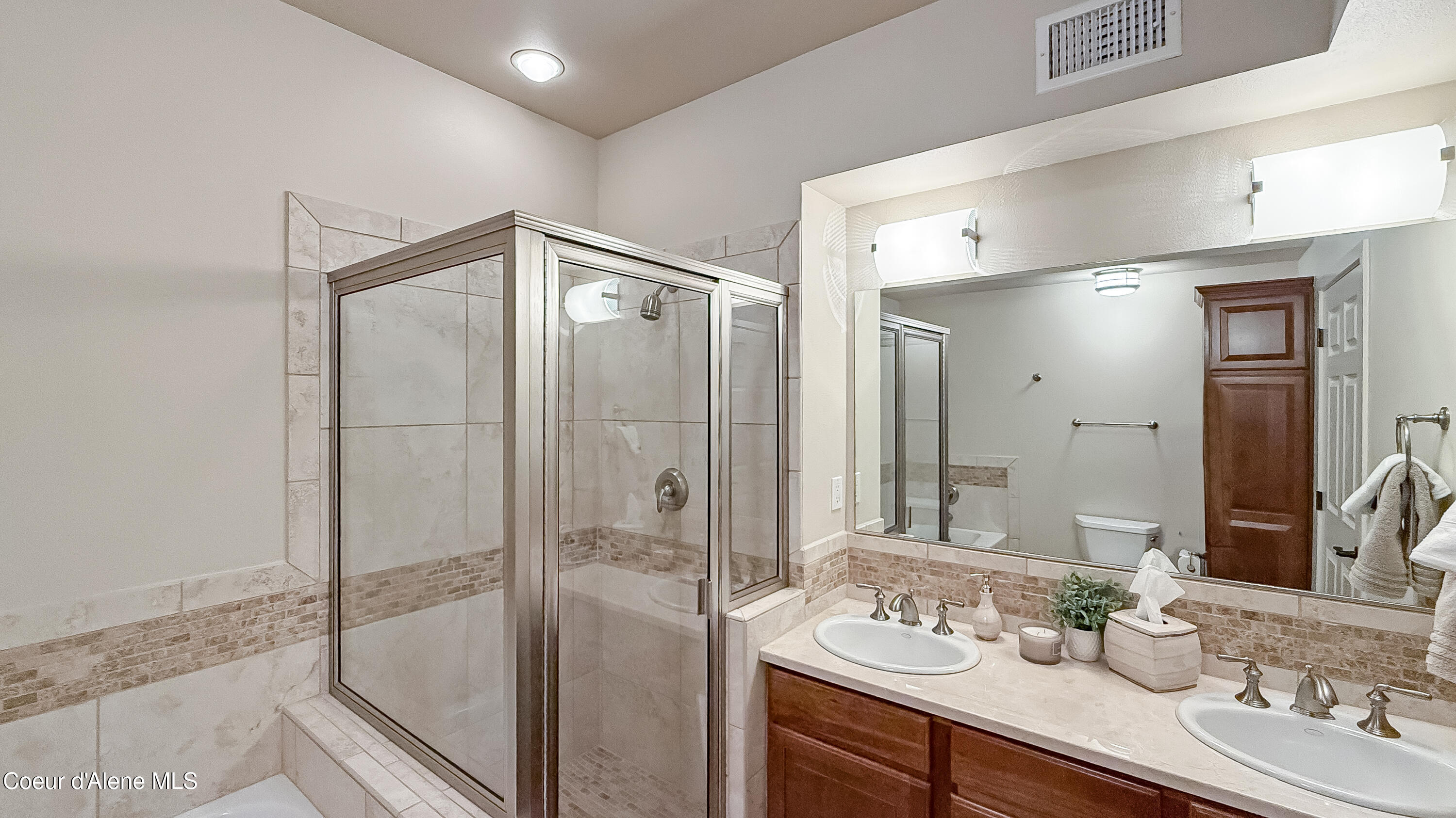 415 West Waterside Drive, Unit 404 Post Falls, ID 83854 - Photo 15 of 25 bedroom Bath