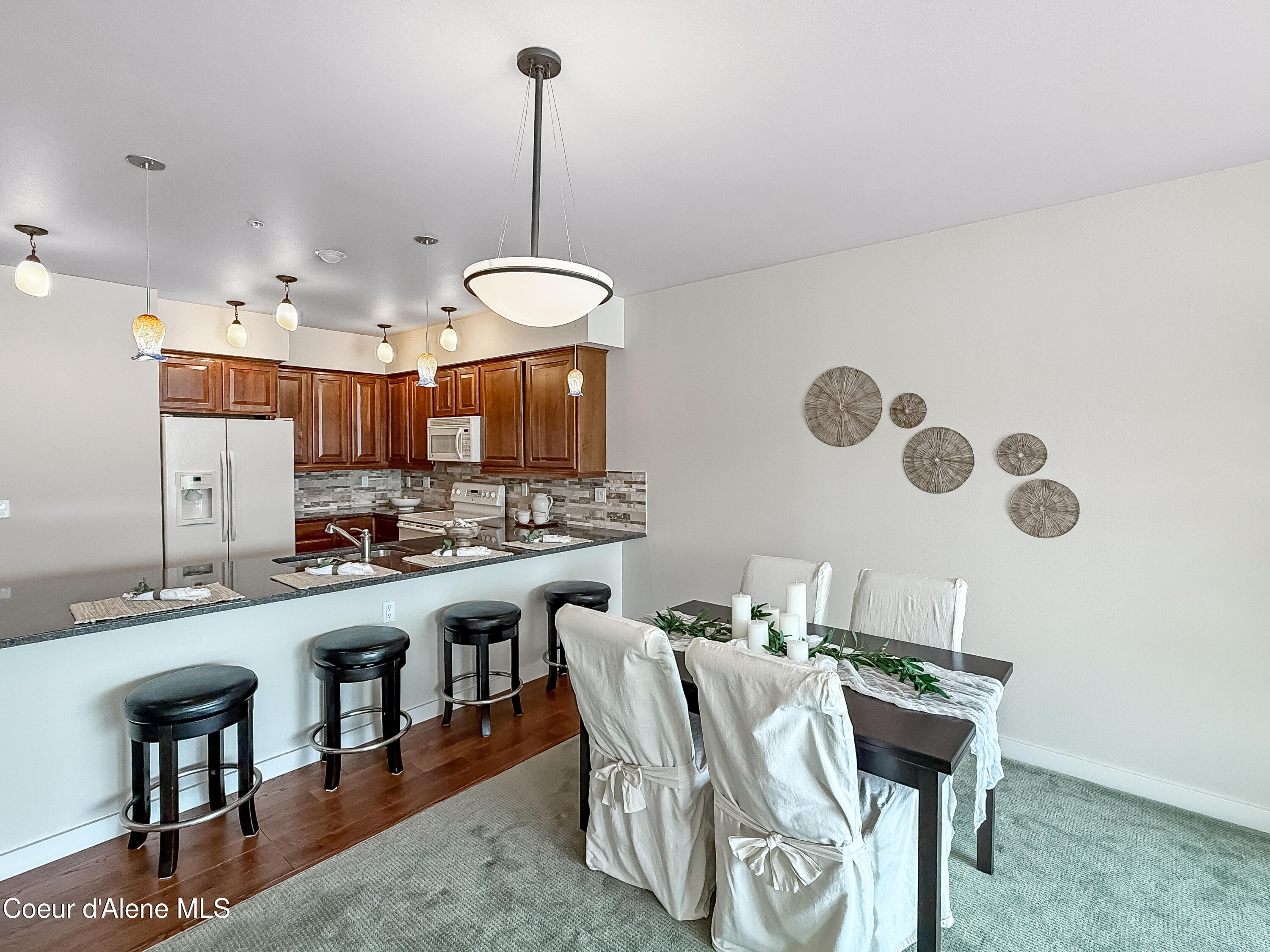 415 West Waterside Drive, Unit 404 Post Falls, ID 83854 - Photo 9 of 25 Kitchen & Dining