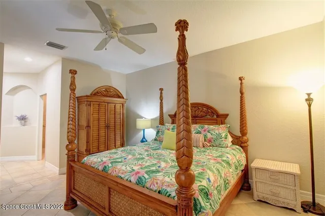 $3,200 | 39 Sorrento Court, Satellite Beach, FL 32937