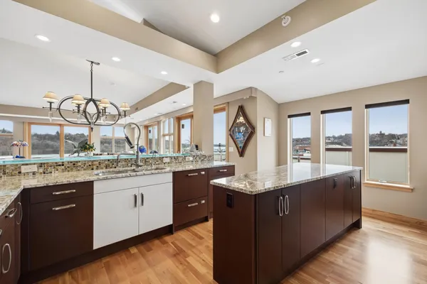 $2,500,000 | 501 Main Street North, Unit 500, Stillwater, MN 55082