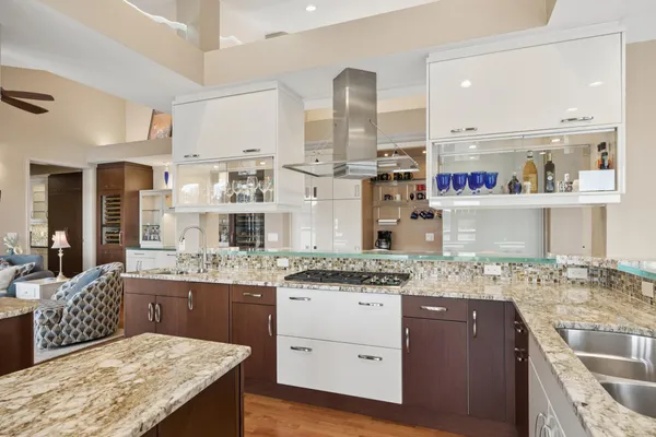 $2,500,000 | 501 Main Street North, Unit 500, Stillwater, MN 55082