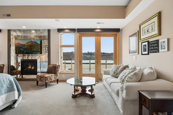 $2,500,000 | 501 Main Street North, Unit 500, Stillwater, MN 55082