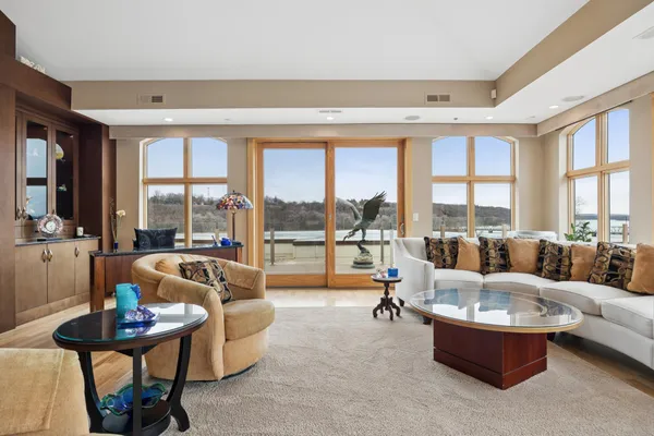 $2,500,000 | 501 Main Street North, Unit 500, Stillwater, MN 55082