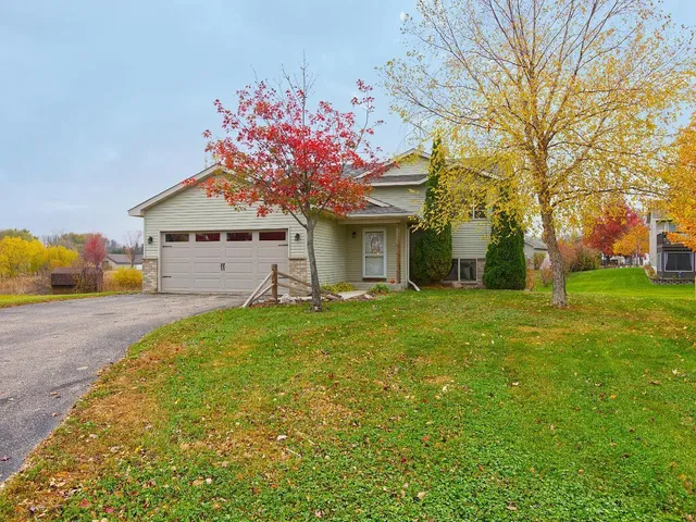 $289,900 | 151 8th Street South, Winsted, MN 55395