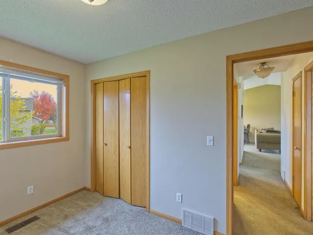 $289,900 | 151 8th Street South, Winsted, MN 55395