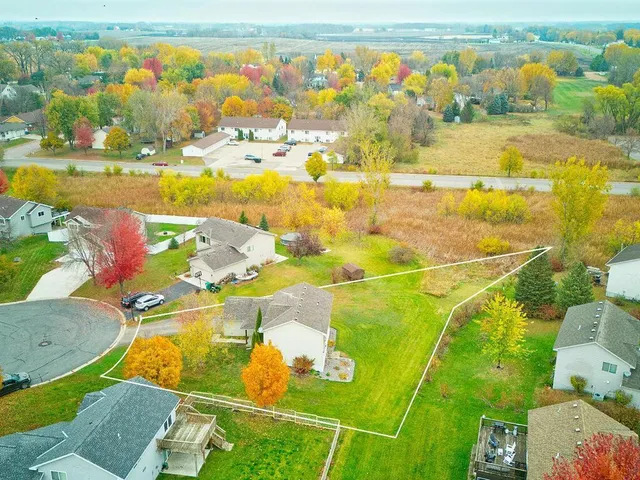 $289,900 | 151 8th Street South, Winsted, MN 55395