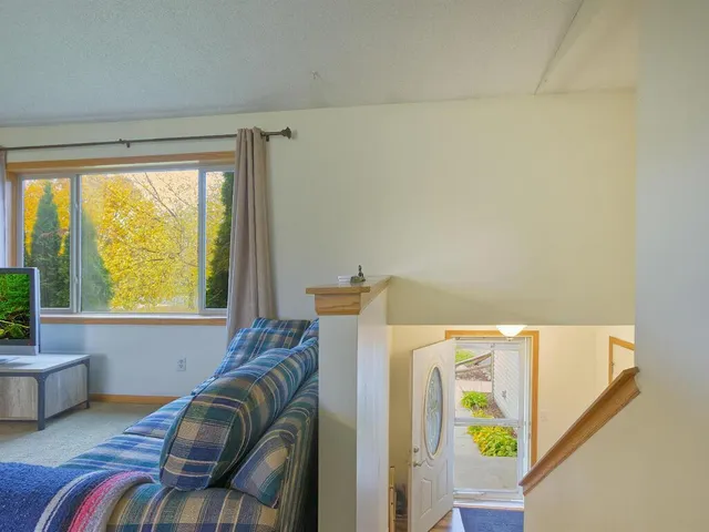 $289,900 | 151 8th Street South, Winsted, MN 55395