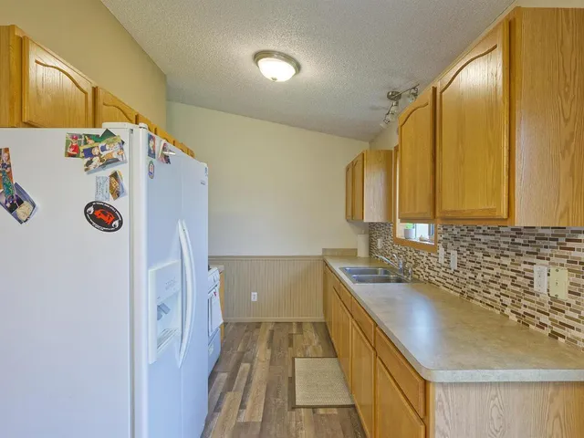 $289,900 | 151 8th Street South, Winsted, MN 55395