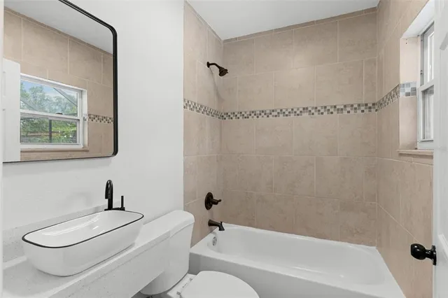 $480,000 | 837 East Edgewood Drive, Lakeland, FL 33803