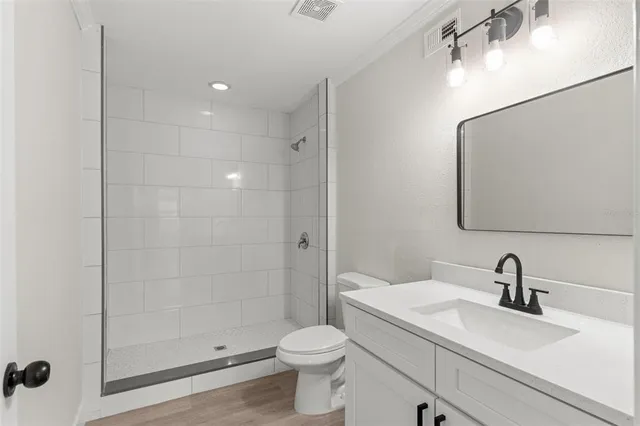 $480,000 | 837 East Edgewood Drive, Lakeland, FL 33803