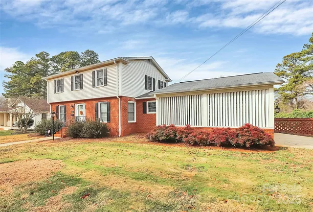 $424,900 | 2468 Shaw Avenue, Gastonia, NC 28054