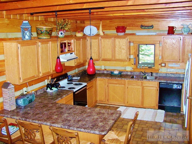 633 Calloway Road Boone, NC 28607 - Photo 32 of 43 Gallery Image 32