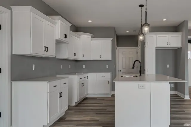 $449,900 | 1397 Dixon Place, Huntertown, IN 46748