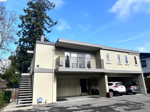 $2,850 | 3620 Walnut Street, Unit B, Lafayette, CA 94549