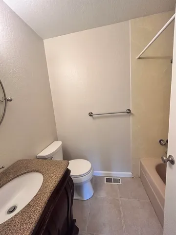 $2,975 | 3620 Walnut Street, Unit B, Lafayette, CA 94549