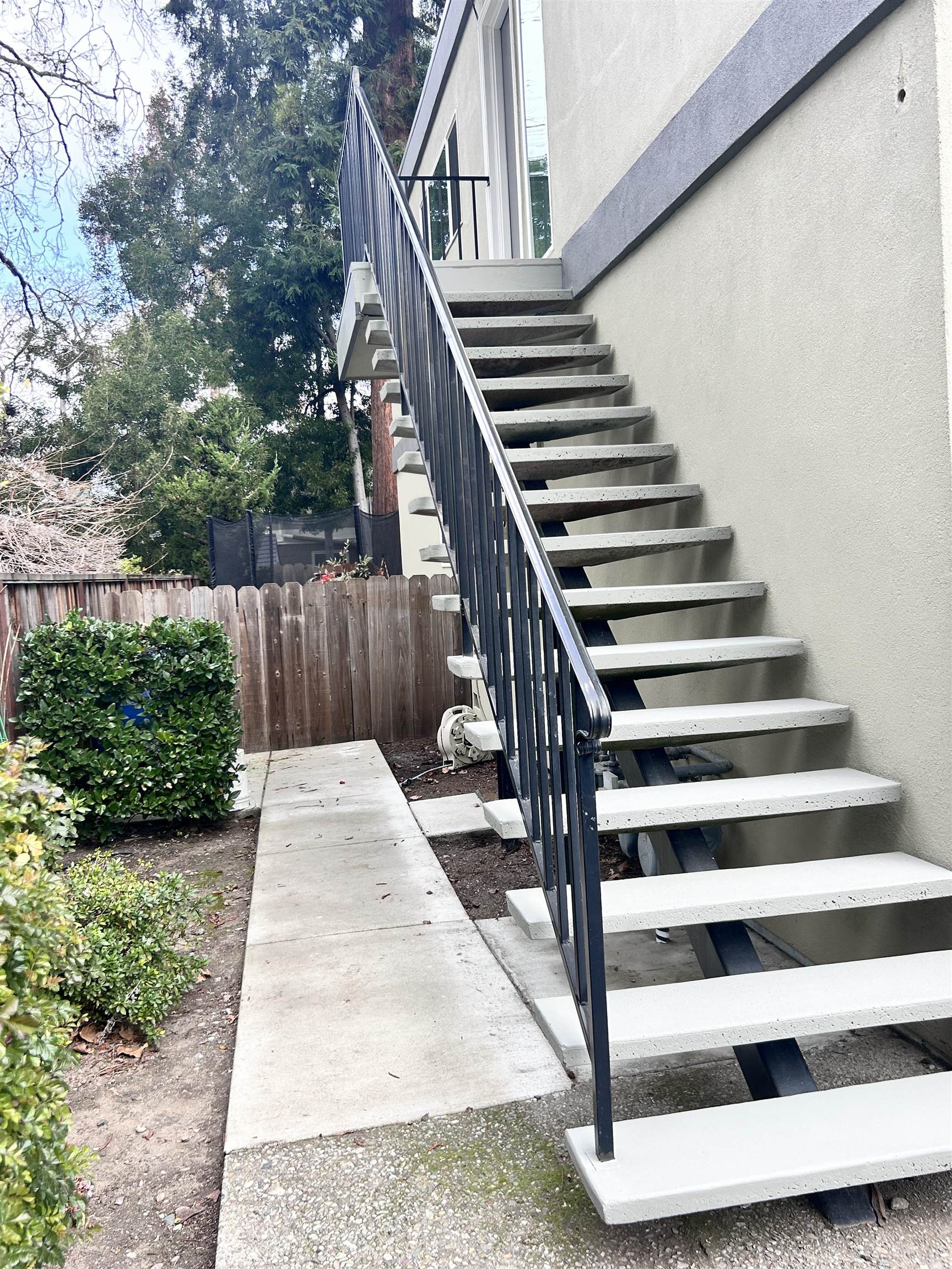 3620 Walnut Street, Unit B Lafayette, CA 94549 - Photo 3 of 26 View of stairs