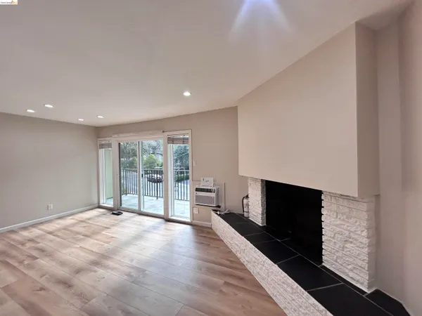 $2,850 | 3620 Walnut Street, Unit B, Lafayette, CA 94549