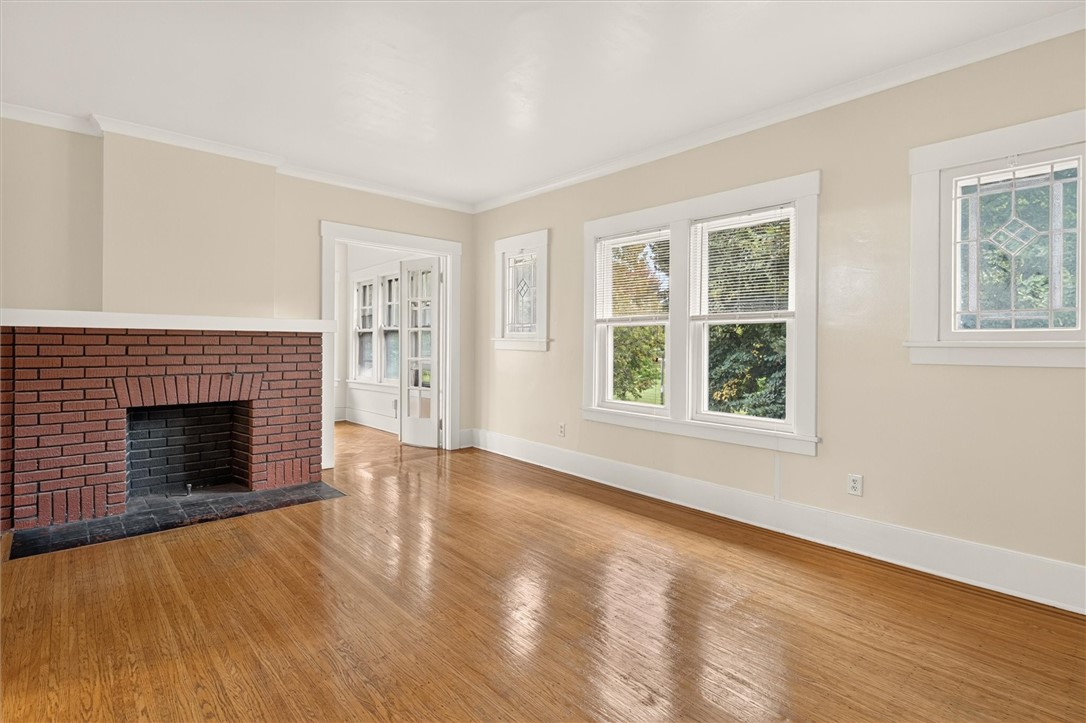 95 Culver Road Rochester, NY 14620 - Photo 8 of 50 2nd Floor Living Room
