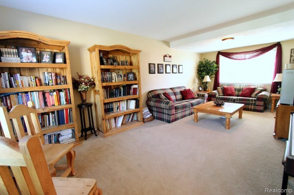 44043 Hanford Road Canton, MI 48187 - Photo 3 of 40 1HANFORD-001.jpg