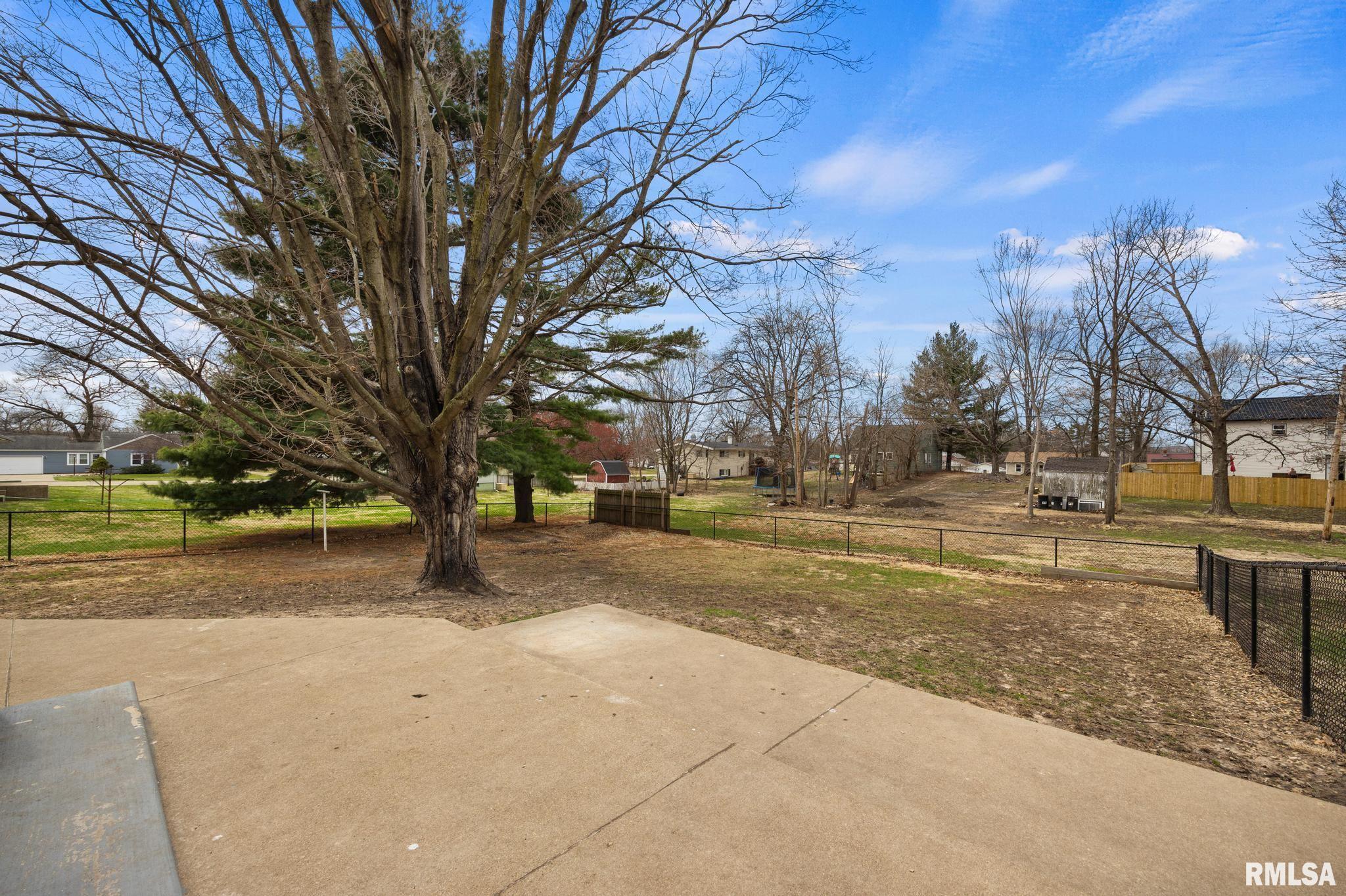 824 3rd Street Lacon, IL 61540 - Photo 28 of 36