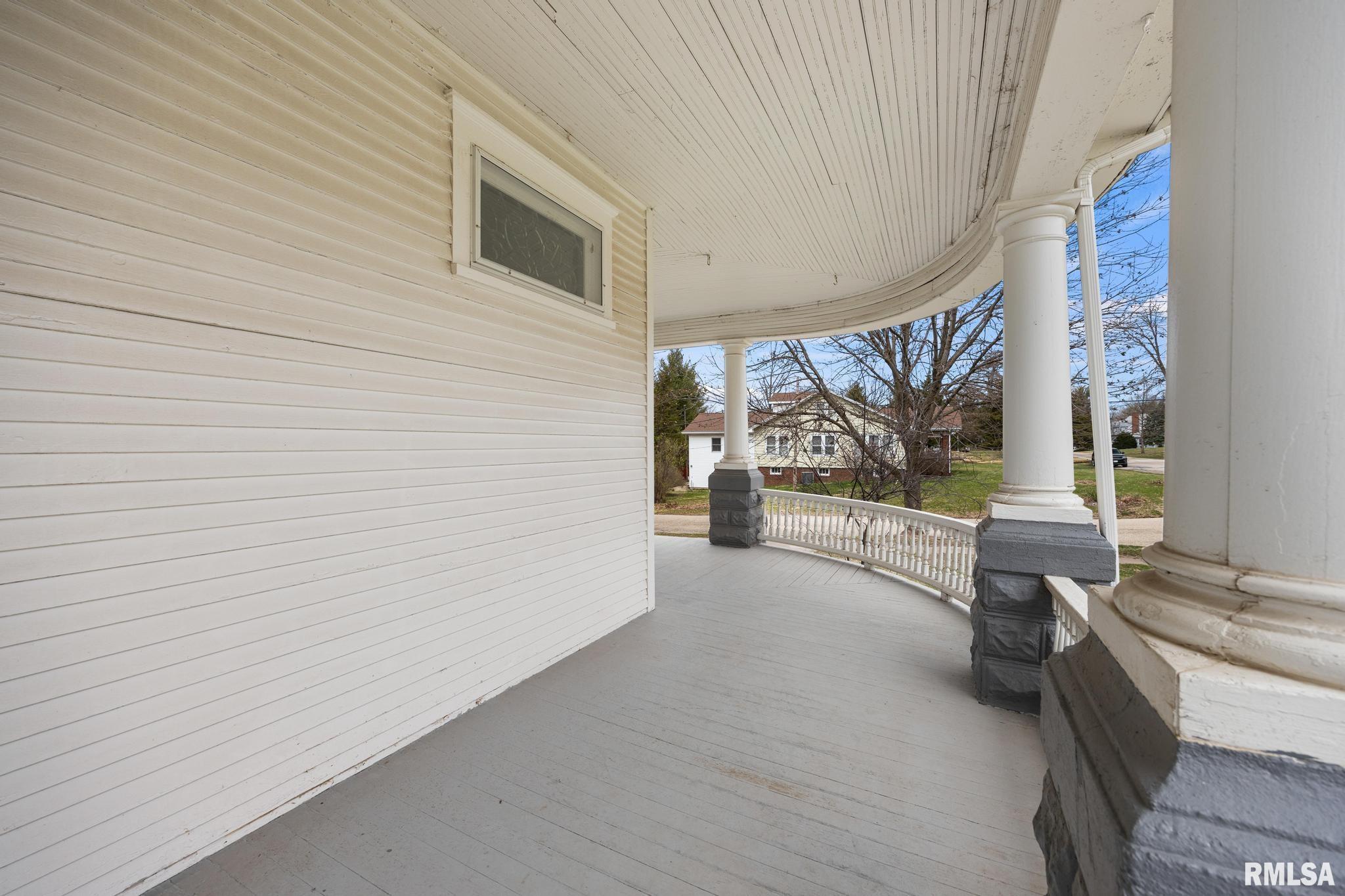 824 3rd Street Lacon, IL 61540 - Photo 5 of 36