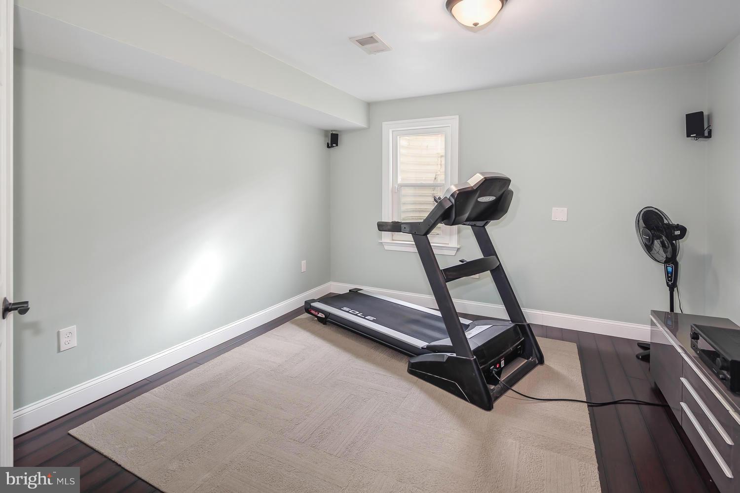 1103 Reames Road Baltimore, MD 21220 - Photo 25 of 30 Bedroom