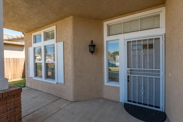 $524,000 | 865 McKelvy Avenue, Clovis, CA 93611