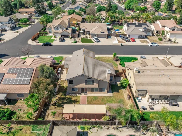$524,000 | 865 McKelvy Avenue, Clovis, CA 93611