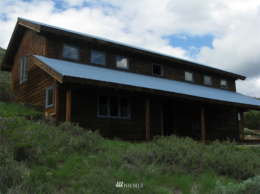 72 Gun Sight Pass Road Winthrop, WA 98862 - Photo 2 of 15 Gallery Image 2