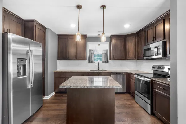 $305,000 | 1449 Fredrick Drive, Clarksville, TN 37042