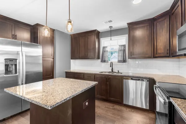 $305,000 | 1449 Fredrick Drive, Clarksville, TN 37042