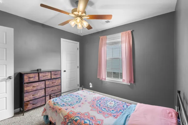 $305,000 | 1449 Fredrick Drive, Clarksville, TN 37042