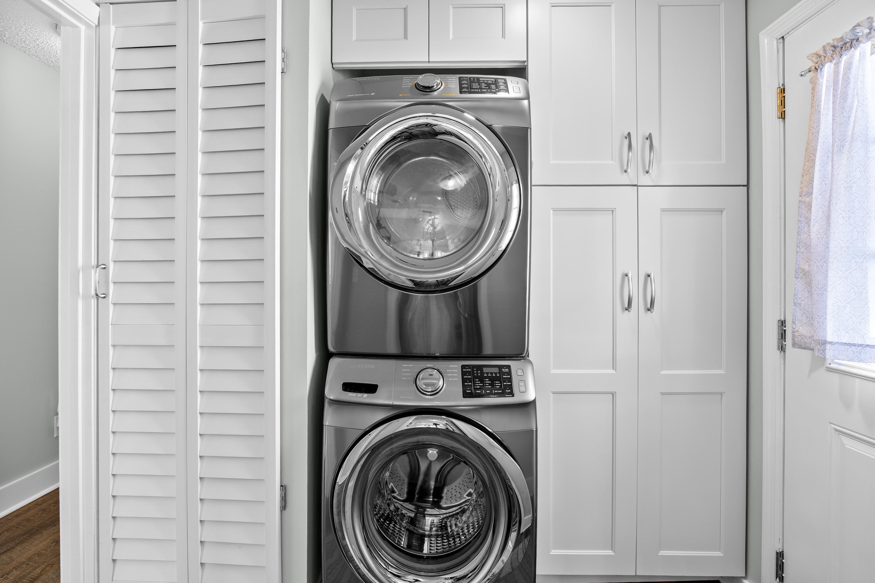 817 Main Sail Court Murrells Inlet, SC 29576 - Photo 13 of 35 Oversized Washer and Dryer