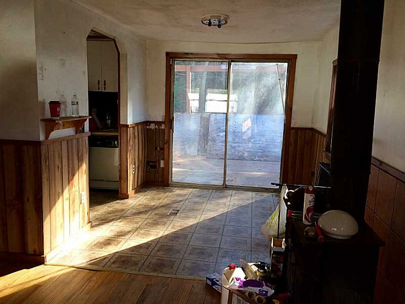 42 Diamond Hill Road Glocester, RI 02814 - Photo 6 of 11 Dining Area.