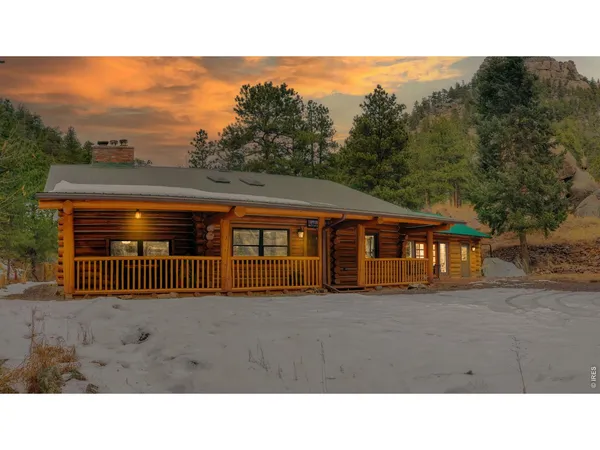 $1,495,000 | 14142 North St Vrain Drive, Lyons, CO 80540