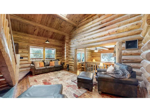$1,495,000 | 14142 North St Vrain Drive, Lyons, CO 80540