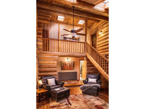 $1,495,000 | 14142 North St Vrain Drive, Lyons, CO 80540