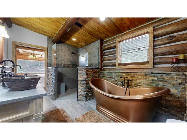 $1,495,000 | 14142 North St Vrain Drive, Lyons, CO 80540