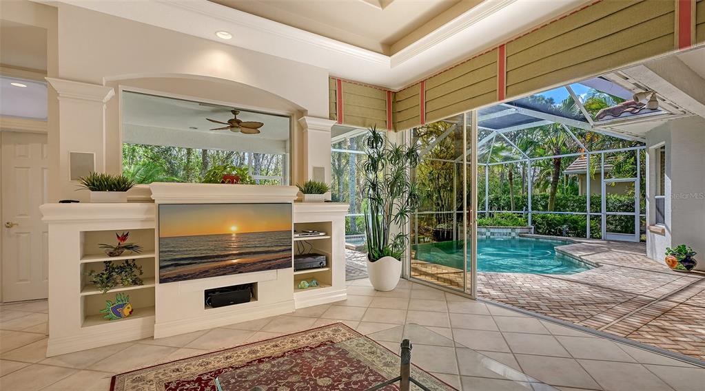 8215 Waterview Boulevard Lakewood Ranch, FL 34202 - Photo 11 of 82