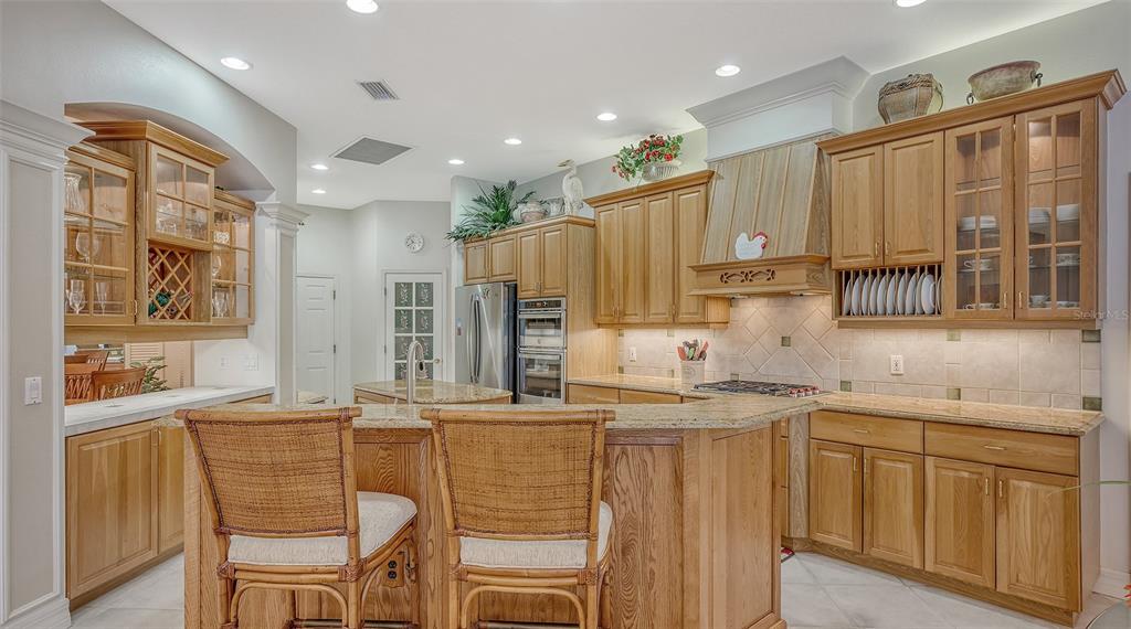 8215 Waterview Boulevard Lakewood Ranch, FL 34202 - Photo 13 of 82