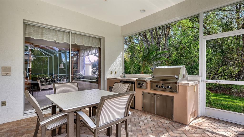 8215 Waterview Boulevard Lakewood Ranch, FL 34202 - Photo 37 of 82